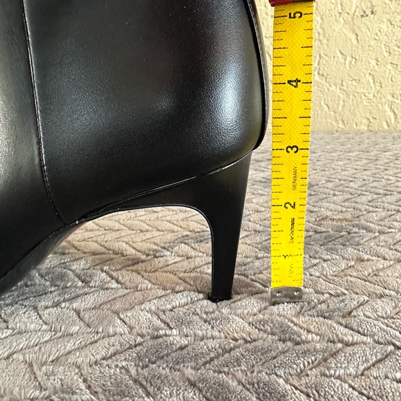 New Calvin Klein Boots Heels - Picture 3 of 8